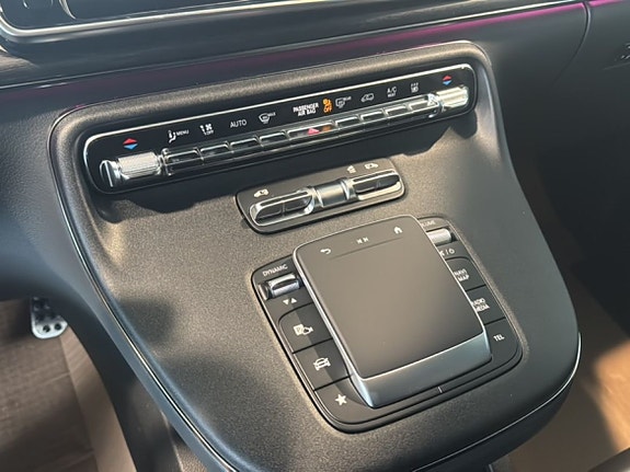 Mercedes-Benz V-Klass 10 of 14