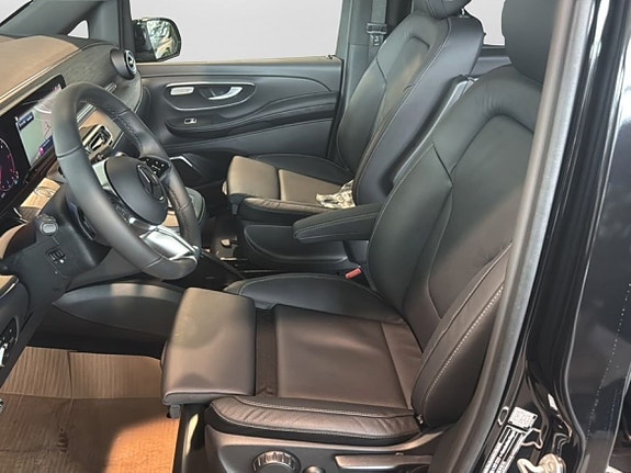 Mercedes-Benz V-Klass 12 of 14