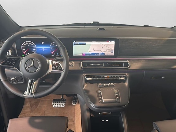 Mercedes-Benz V-Klass 7 of 14