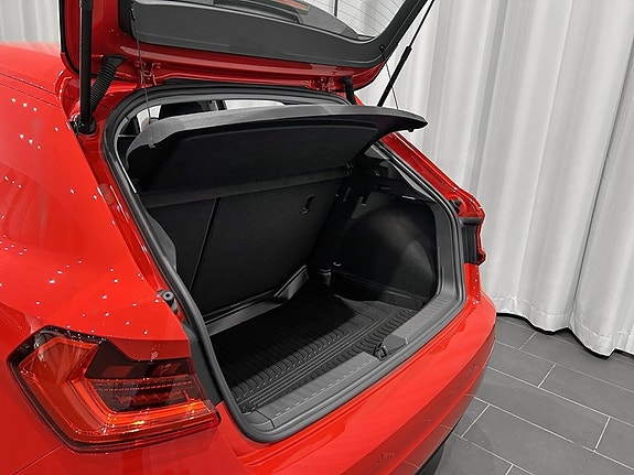 Audi A1 4 of 5