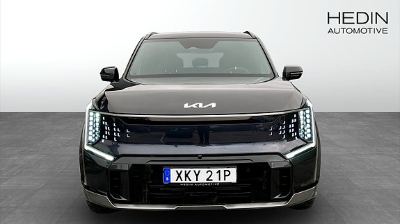 Kia EV9 8 of 13