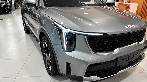 Kia Sorento 17 of 17