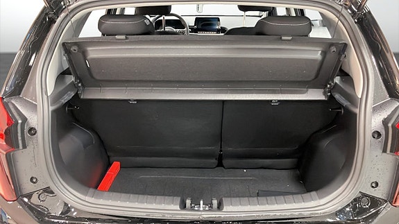 Kia Picanto 12 of 12