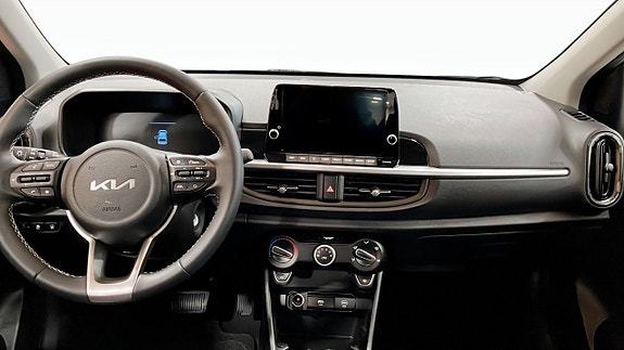 Kia Picanto 7 of 12