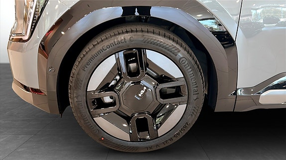 Kia EV9 9 of 13