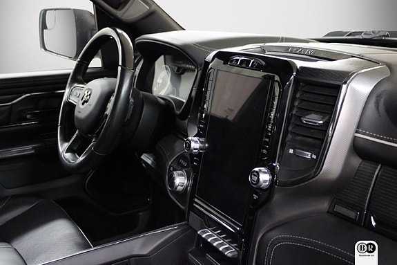 Dodge RAM 1500 4 of 5
