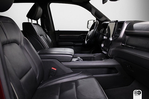 Dodge RAM 1500 3 of 5