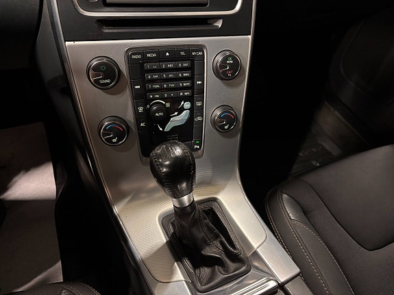 Volvo V60 8 of 10