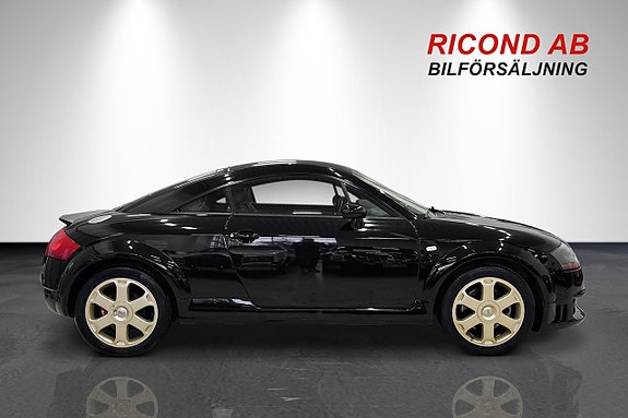 Audi TT 2 of 5