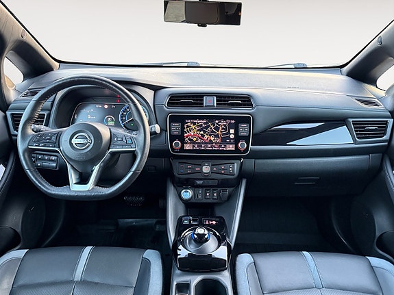 Nissan Leaf 13 of 20