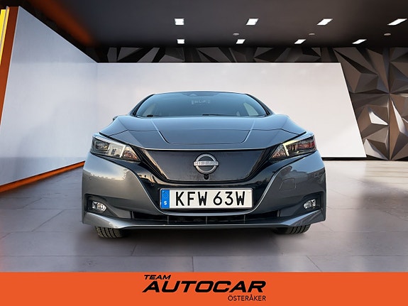 Nissan Leaf 3 of 20