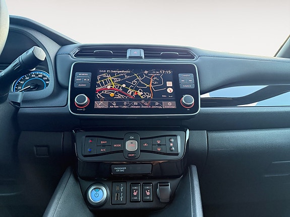 Nissan Leaf 15 of 20