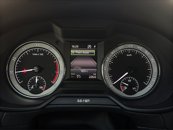Skoda Octavia 12 of 19