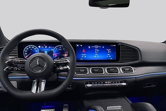 Mercedes-Benz GLS450 d 7 of 17