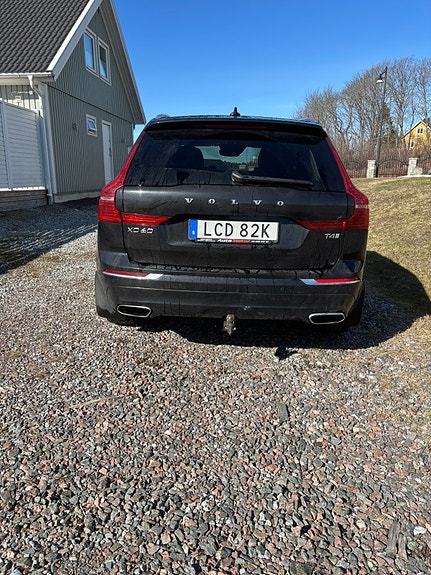 Volvo XC60 2 of 3