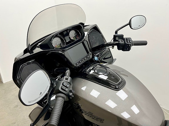 Indian Pursuit Dark Horse * DEMO * 6 of 8