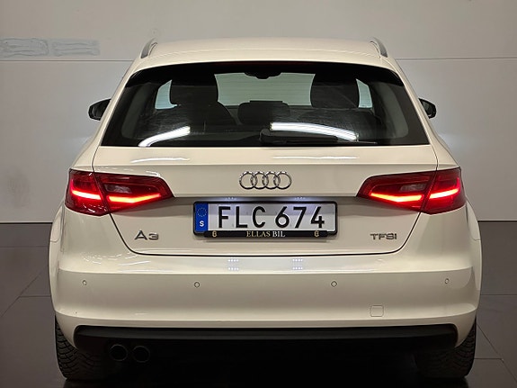 Audi A3 4 of 5