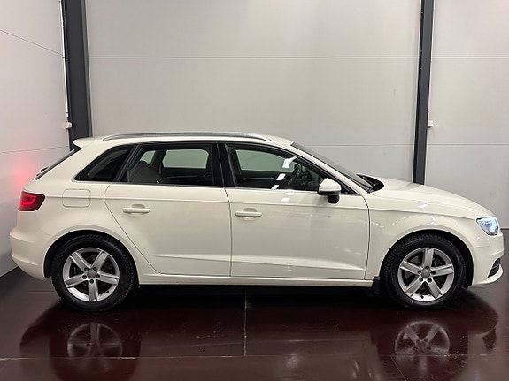 Audi A3 3 of 5