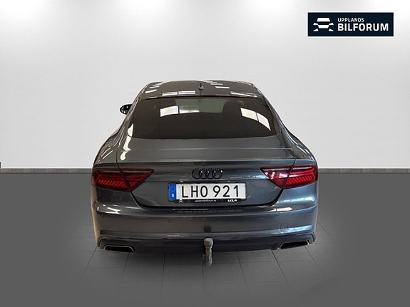 Audi A7 5 of 5