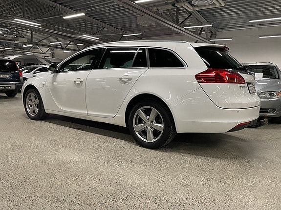 Opel Insignia 3 of 5