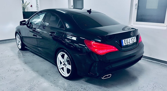 Mercedes-Benz CLA180 7 of 28