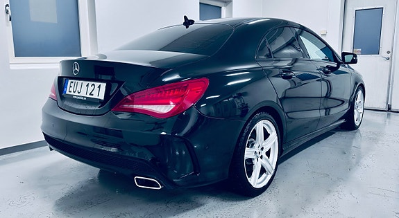 Mercedes-Benz CLA180 5 of 28