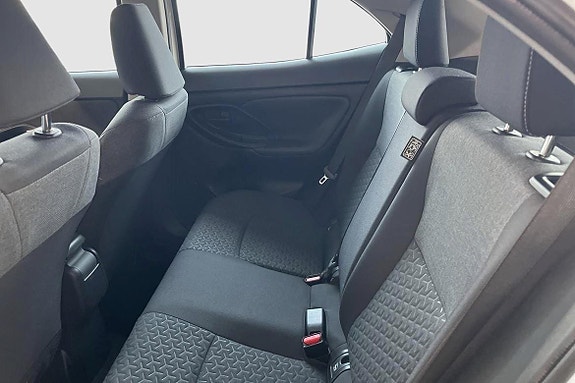 Toyota Yaris Cross 10 of 14
