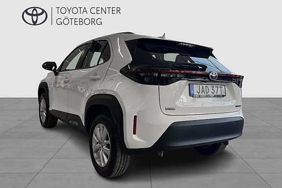 Toyota Yaris Cross 3 of 14