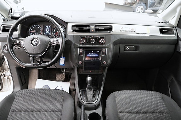 Volkswagen Caddy Maxi 11 of 26