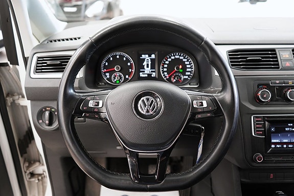 Volkswagen Caddy Maxi 18 of 24