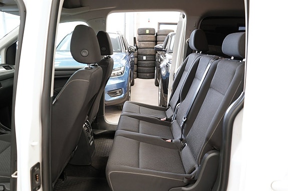 Volkswagen Caddy Maxi 10 of 24