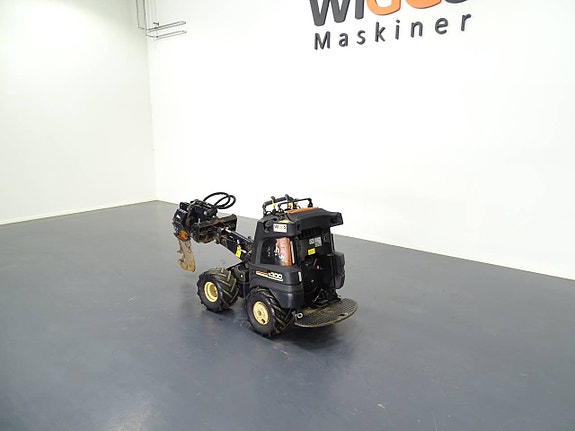 Ditch witch R300 3 of 7