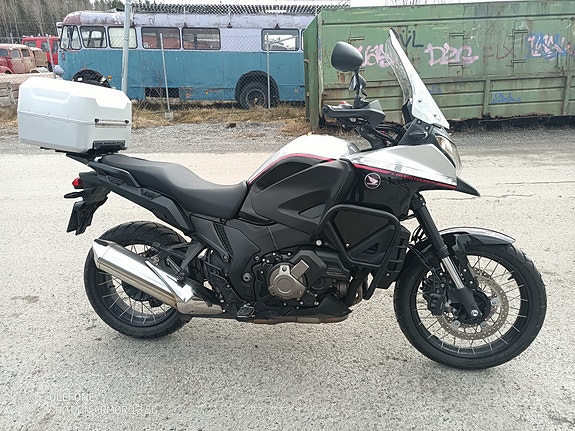 Honda VFR1200XD Crosstourer 3 of 3