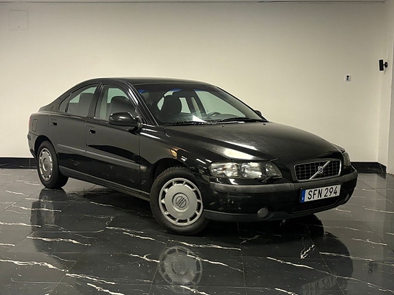 Volvo S60 3 of 17