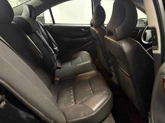 Volvo S60 15 of 17