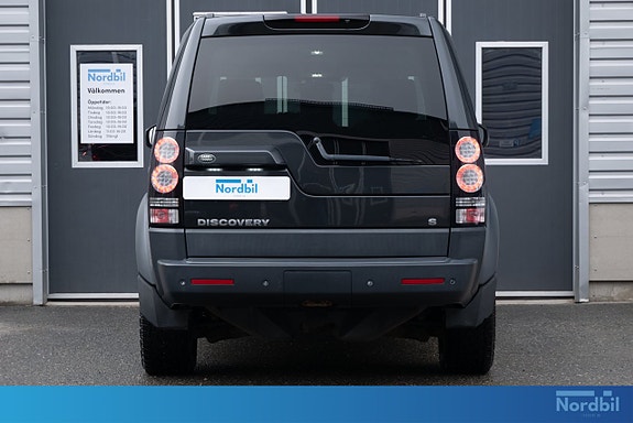 Land Rover Discovery 4 of 5