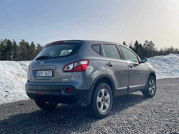 Nissan Qashqai 3 of 5