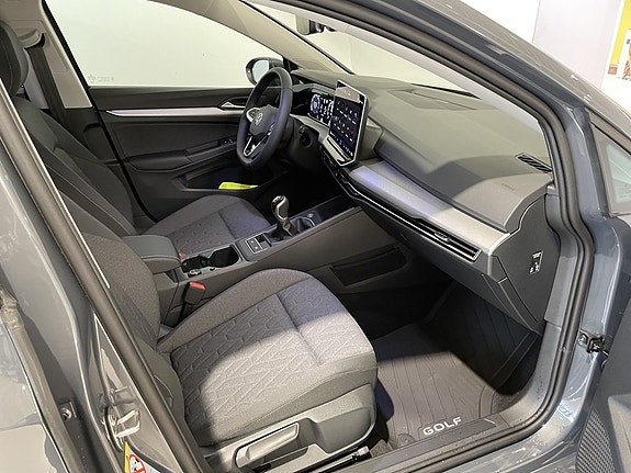 Volkswagen Golf I 11 of 19