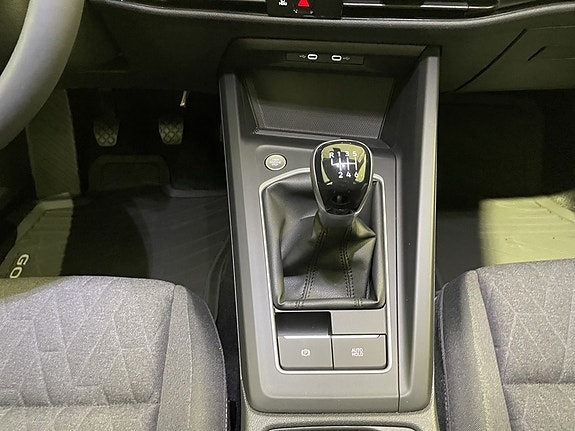 Volkswagen Golf I 17 of 19