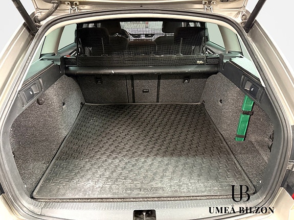 Skoda Octavia Scout 8 of 8