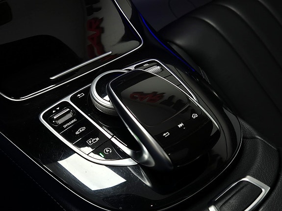 Mercedes-Benz E220 20 of 27
