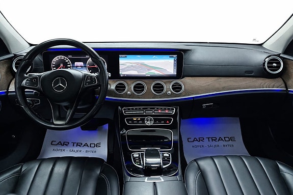 Mercedes-Benz E220 17 of 27