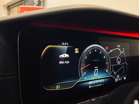 Mercedes-Benz AMG GT Coupe 21 of 30