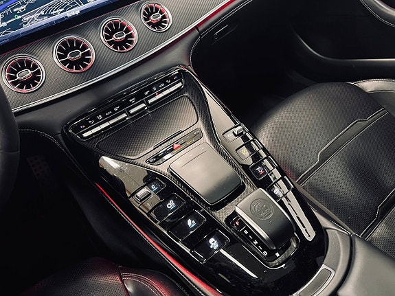 Mercedes-Benz AMG GT Coupe 17 of 30