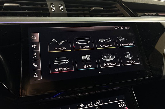 Audi e-tron 21 of 27