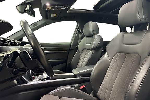 Audi e-tron 12 of 27