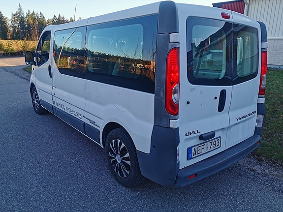 Opel Vivaro 3 of 5