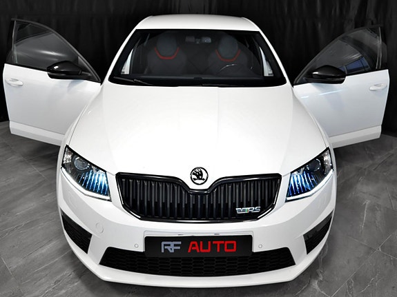 Skoda Octavia RS 9 of 30