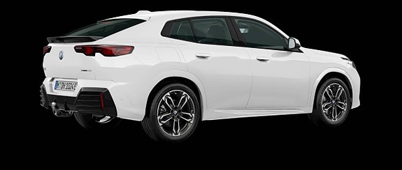 BMW iX2 3 of 4