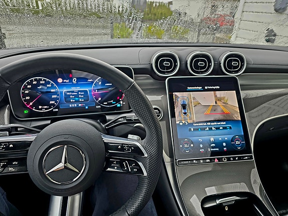 Mercedes-Benz GLC220 d 14 of 17